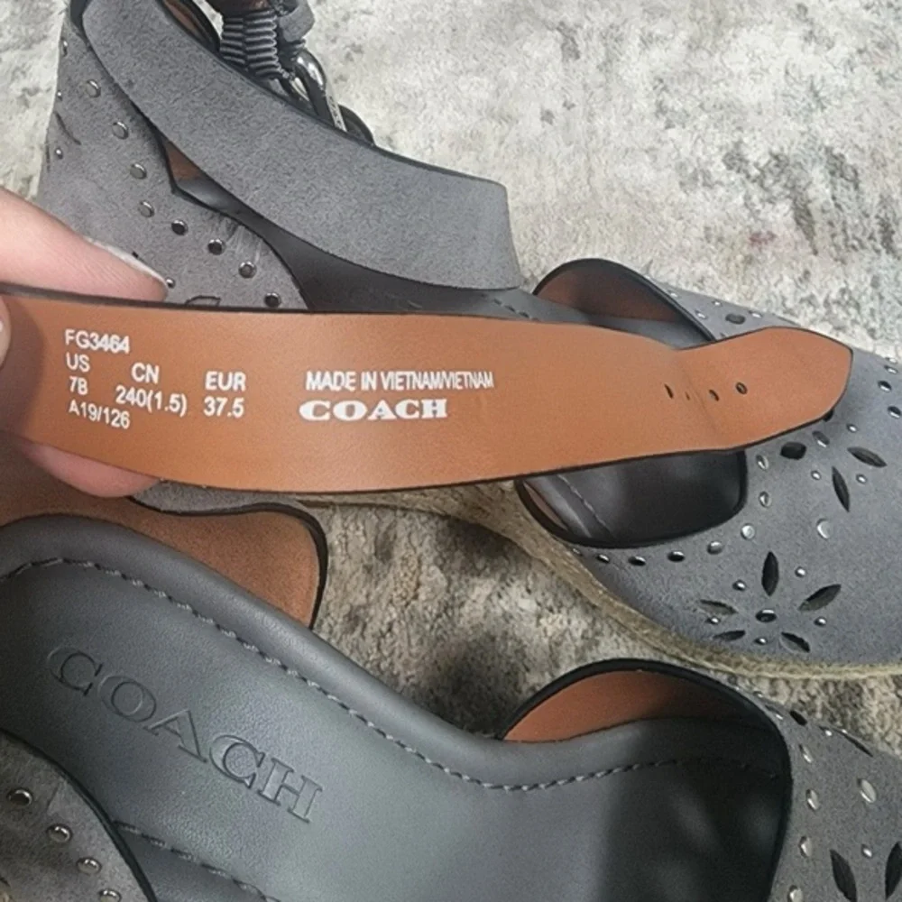 COACH Kelsi Suede wedges - Picture 2 of 7